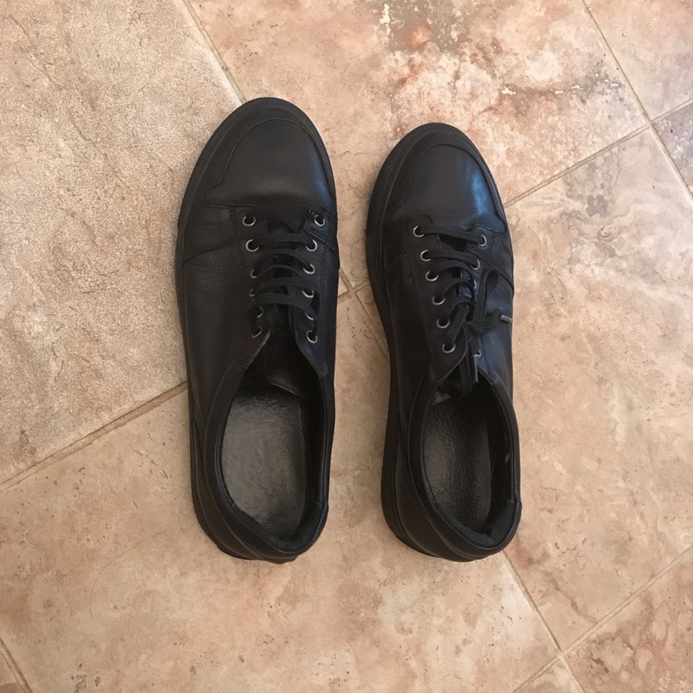 Alphakilo Leather shoes